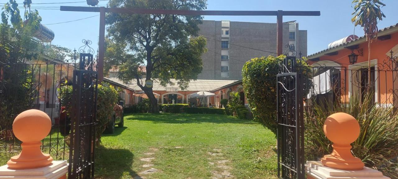 Naupa House Hostel Cochabamba Kültér fotó