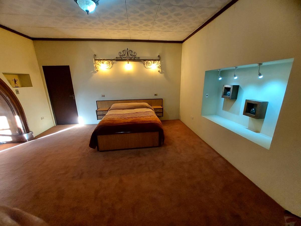 Naupa House Hostel Cochabamba Kültér fotó